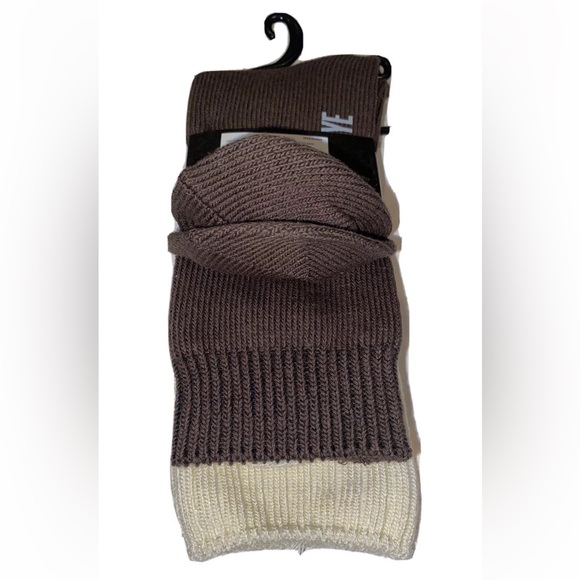 Frye Boot Socks 2 Pair Women 5-10 Cream & Brown w Logo Blend Ribbed Crew NEW!$28 - Picture 6 of 10